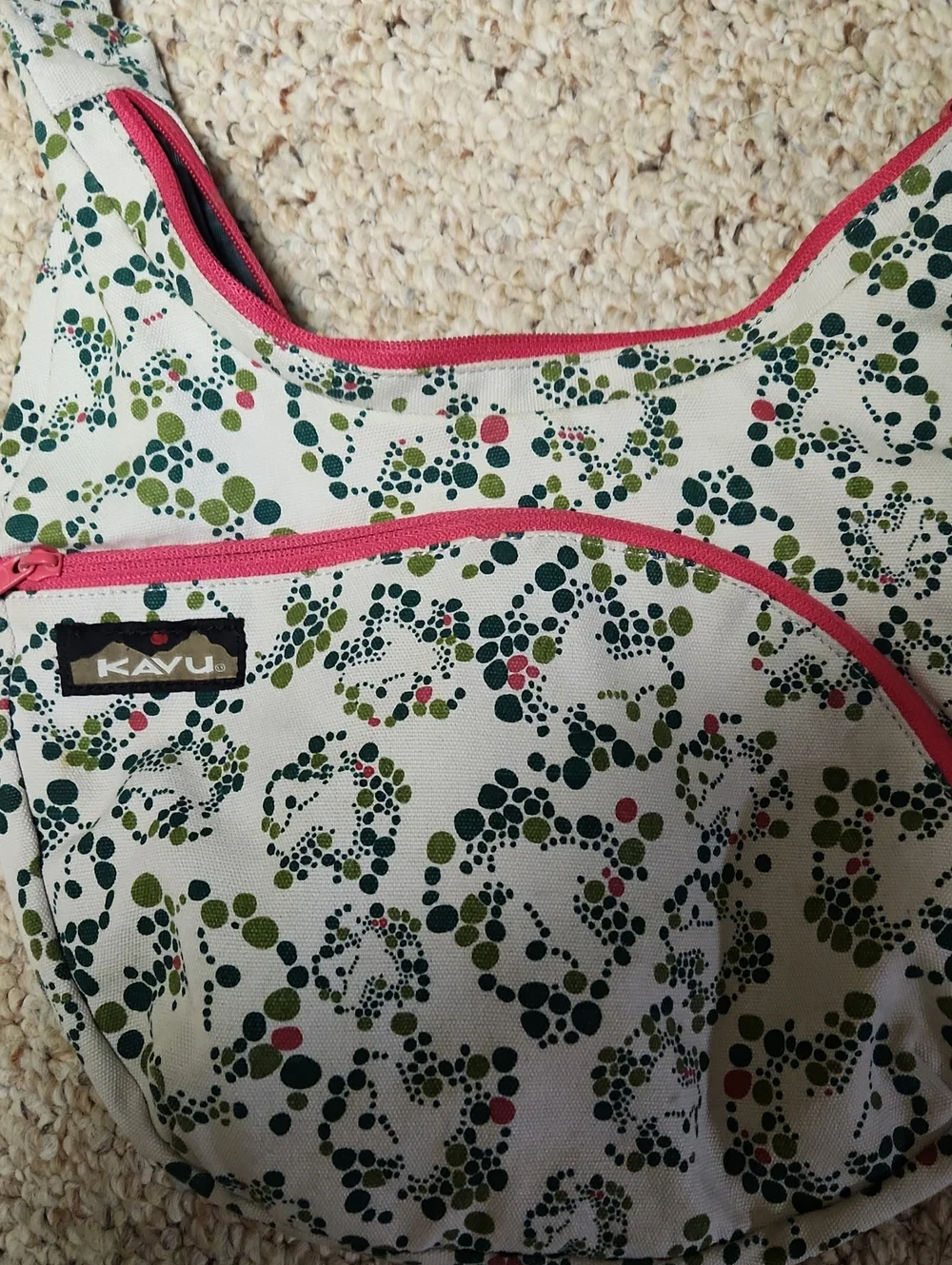 Kavu White Crossbody Bag with Green and Pink Dot Floral Print